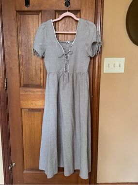 Neuflora Pembroke tan gingham dress size M